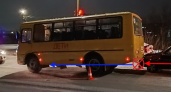 В Заполярье пьяный водитель врезался в школьный автобус 