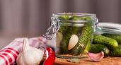 Огурцы по этому рецепту сметают за минуту: делаем десятки банок, но все съедают за месяц — друзья просят рецепт