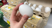 Хитрые продавцы выбирают яйца домой только так: запоминайте 2 лайфхака