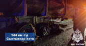 На трассе, связывающей Ухту и Сыктывкар, подгорел тягач