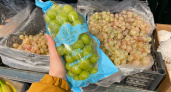 Загадочный гигантский виноград: что скрывается за экзотической новинкой в российских магазинах