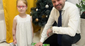 Глава Минприроды Коми подарил 5-летней девочке магнитный конструктор