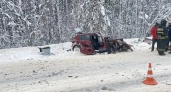 В Коми легковушка столкнулась с автобусом школьников
