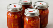 Сколько на самом деле хранятся домашние заготовки: сроки для варенья, томатов, огурцов и лечо