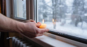 На окна ничего не клею и обогреватель не включаю: стащила идею у северян - дома жара даже в лютый мороз