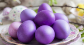 Модный сиреневый оттенок для пасхальных яиц: простой метод окрашивания без химии - нужен 1 натуральный ингредиент