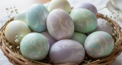 Красим яйца на Пасху: способ, который делает мраморные яйца - понадобятся салфетки