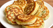 Кабачковые оладьи с секретом: для хруста и вкуса кладу в них 1 плод, который убирает клейкость и водянистость
