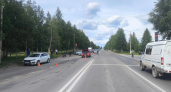 В Ухте байкера отбросило под встречный автомобиль