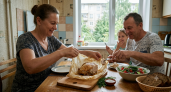 На шашлык больше не трачусь: это мясо в пергаменте получается настолько нежным, что домашних за уши не оттащить
