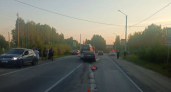 Иномарка протаранила грузовик под Ухтой из-за несоблюдения дистанции