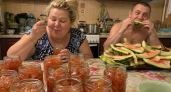 Арбузные корки не выбрасываю: варю из них «мармелад» — прозрачные кубики исчезают быстрее конфет