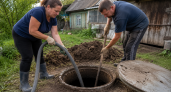 Сода на даче уже в пролете: инженер раскрыл 2 способа очистить выгребную яму без откачки и вони