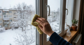 1 капля на салфетку — и зимой любуюсь окнами без мокрых дорожек: стекло не покрывается ручьями, на подоконник не течёт