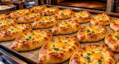 1 кусочек в тесто — и хачапури как в грузинской пекарне: корочка румяная, сыр тянется внутри
