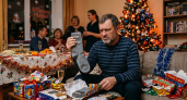 Не тратьте деньги зря: бесполезные подарки на Новый год — что не оценят ни родные, ни друзья