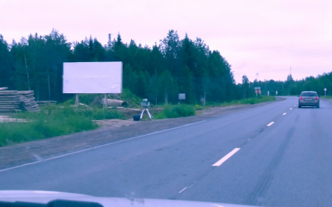 Водители предупреждают: на въезде в Ухту появился радар (фото)