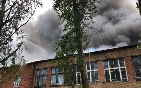 Появились подробности пожара в Индустриальном колледже столицы Коми