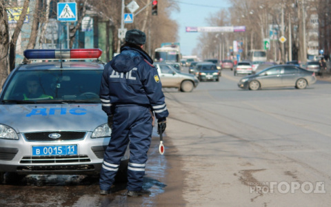 На трассе Ухта-Сосногорск произошло лобовое столкновение двух автомобилей