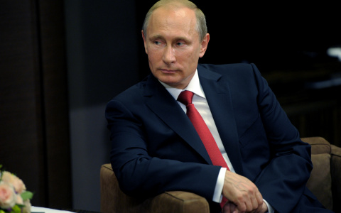 Владимир Путин призвал руководителей регионов сделать 31 декабря выходным днем