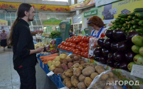 Врач назвала продукты, которые не стоит есть перед сном
