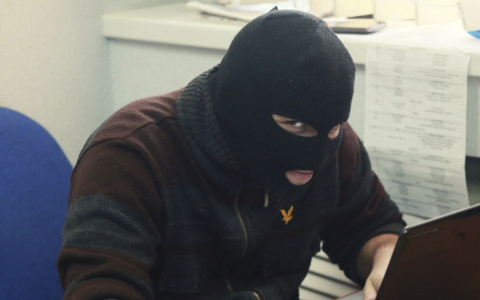 Замначальника ухтинской колонии обвиняется в пособничестве осужденным