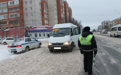 Госавтоинспекция Ухты проверила  59 транспортных средств на улице Интернациональной