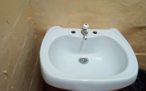 Туалеты в ухтинских школах вселяют ужас в учеников