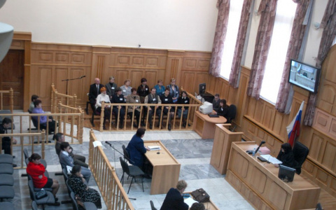 Встать, суд идет: В России присяжные берут правосудие в свои руки