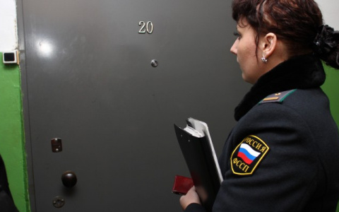 Жители Коми стали беднее более чем на 7 млрд благодаря судебным приставам