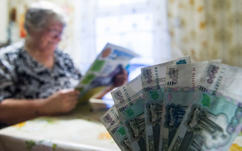 Правительство России расширило ряд категорий работников для досрочного выхода на пенсию