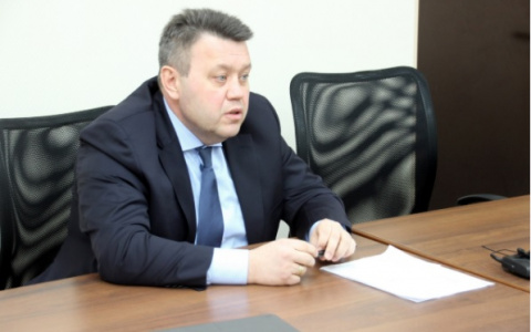 "Хищники из трусости не нападают на мужчин": Глава Минприроды Коми рассказал о волках