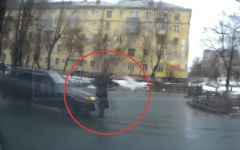 Сбитого пьяного пешехода в Коми обязали выплатить больше 300 тысяч водителю