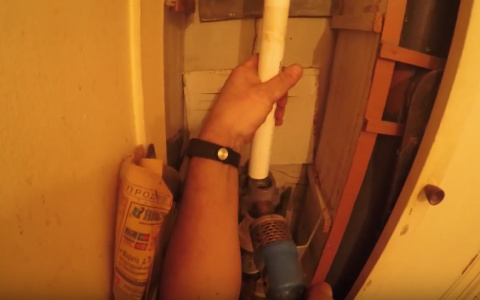 Стояки жителей Коми стали "яблоком раздора" с Управляющей компанией