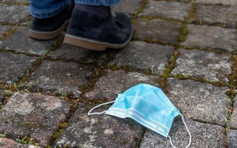 Ухтинцу за принципиальный отказ от маски пришлось заплатить 15000 рублей