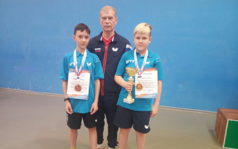 Ухтинские спортсмены завоевали призовые места на Первенстве СЗФО по настольному теннису