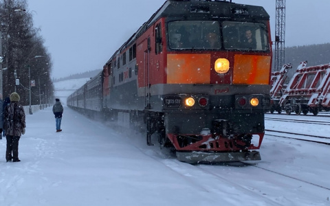 Пенсионеры Ухты могут получить талоны на бесплатные ЖД билеты