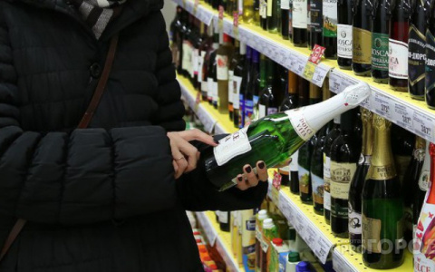 Алкоголь стал самым покупаемым товаром в Коми
