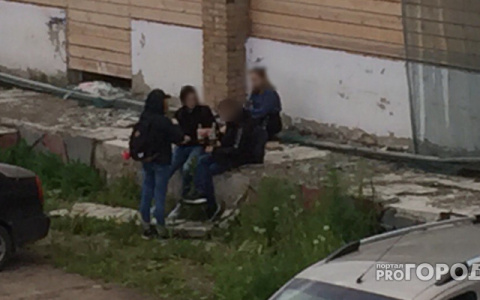 В Сосногорске два 14-летних подростка отметили "майские" алкоголем и попали в больницу