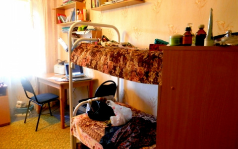 "Выселю!": В ухтинском техникуме студентов хотели незаконно "выкинуть на улицу"