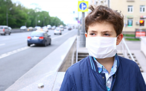 Стали известный новые симптомы COVID-19 у детей