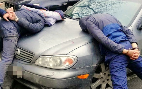 "Рэкет, как в 90-ые". Житель Коми на протяжении года вымогал средства. Какие действия они предпринимали?