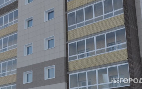 Мошенники уговорили жителя Коми продать квартиру и переехать из региона