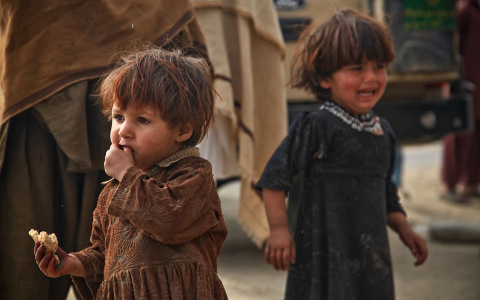 В Коми мужчина годами издевался над дочерьми: раскрыть тайну помогло другое ЧП