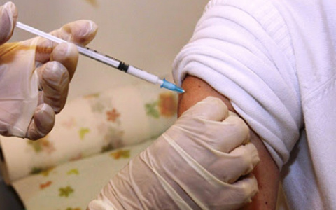 В Роспотребнадзоре рассказали, как вакцины влияют на возможность иметь детей