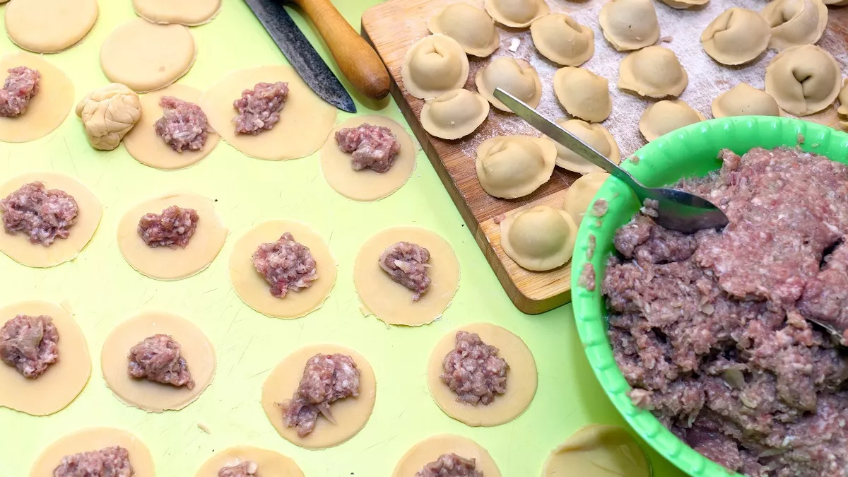 Кидаю 2 щепотки в фарш — и пельмени вкуснее, чем у шеф-повара: просто рай для гурманов