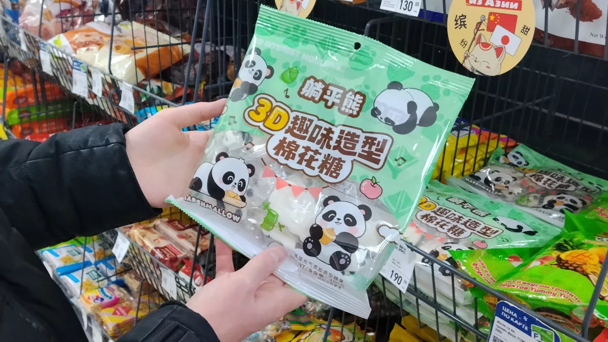 Сладкие находки из Fix Price: Обзор необычных десертов от панд до моти