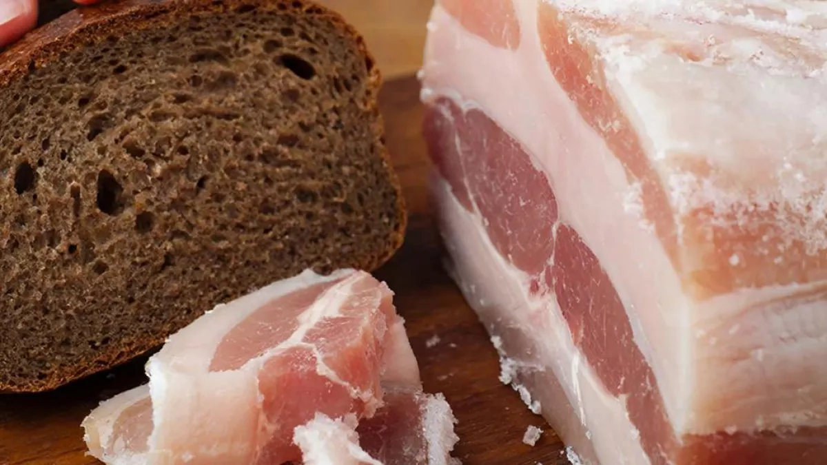 Нежное, как масло: проверенный рецепт засолки сала от настоящих запорожских казаков