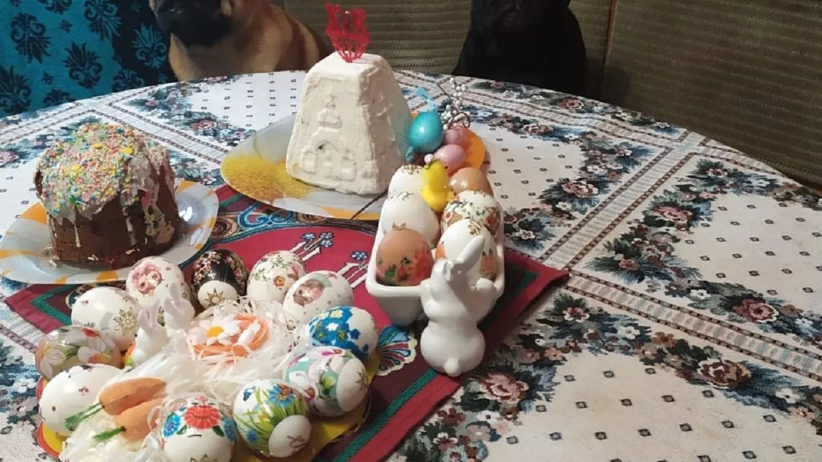 Луковая шелуха прошлый век: яйца на пасху теперь красят по-другому - без заморочек и химозной краски