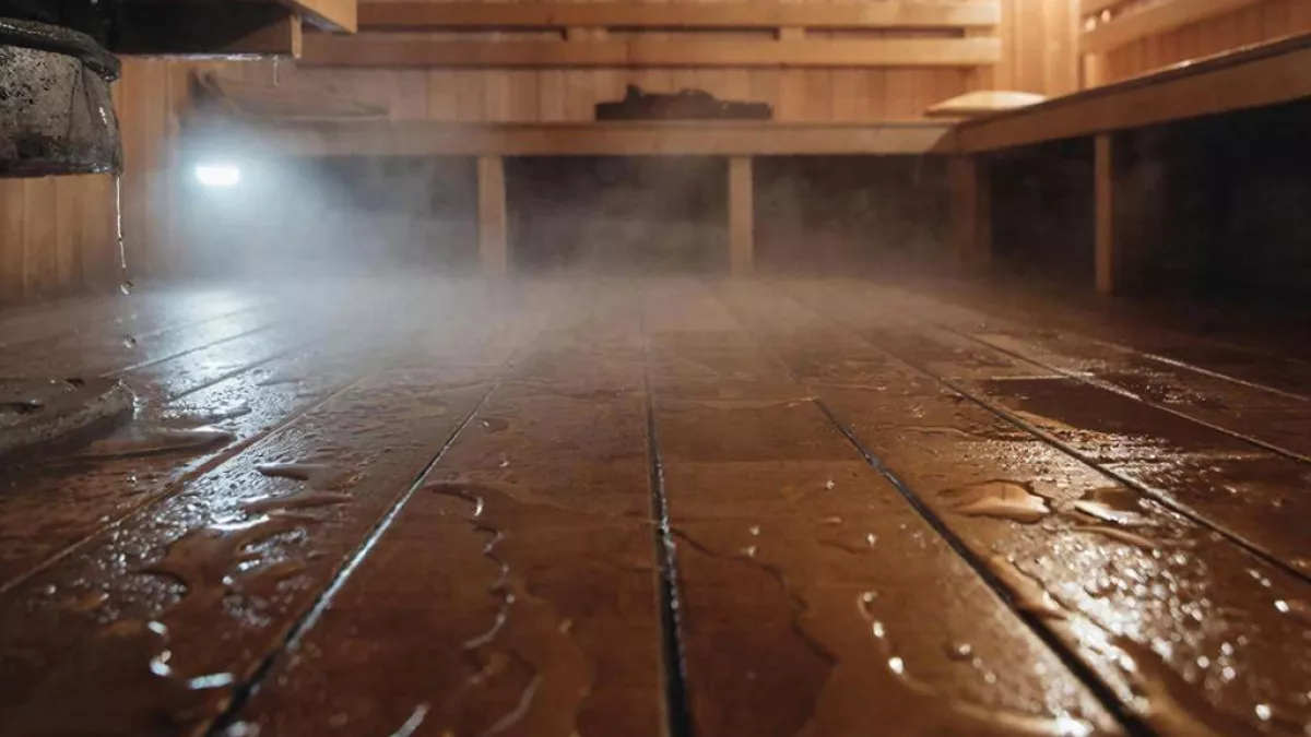 Баня сама сушит пол, если сделать одну простую хитрость: комбинация, которая избавляет от гнили навсегда